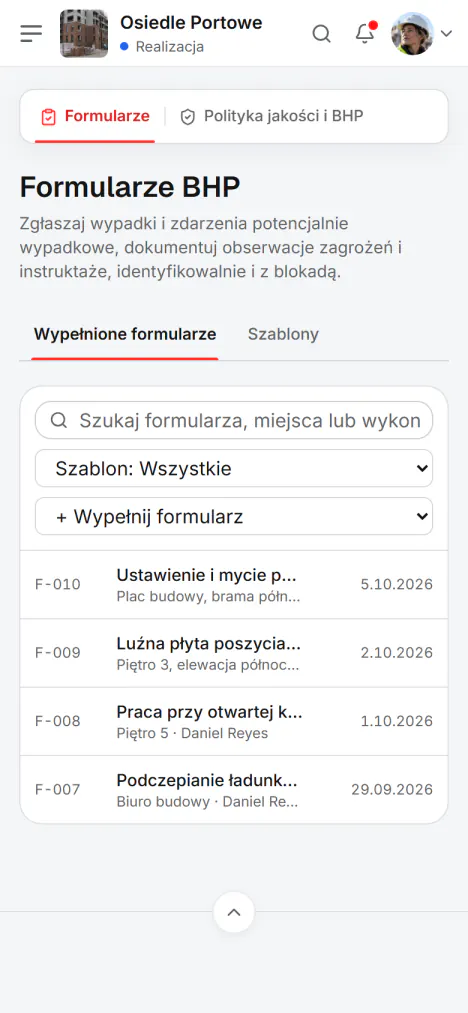 Zrzut ekranu z Fidrel: Cały formularz na telefonie